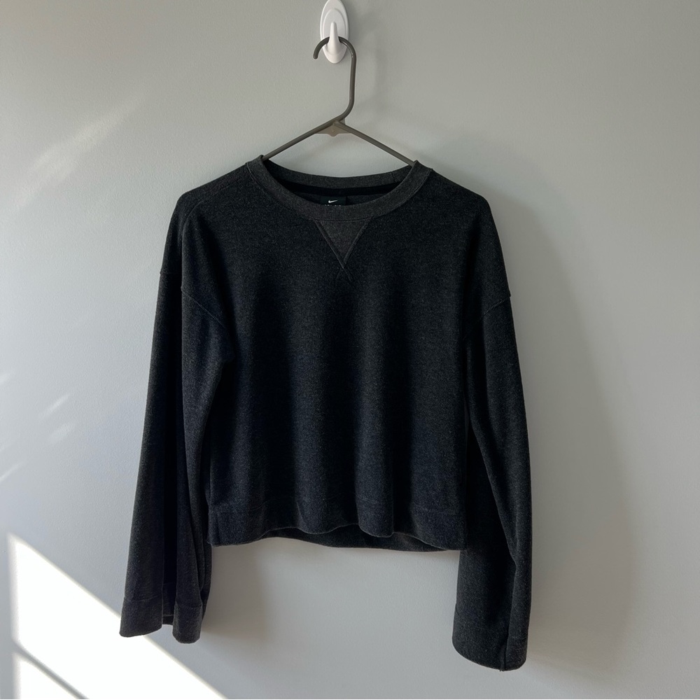 Nike Dri-Fit bell-sleeve French terry top